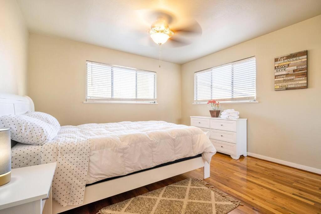Villa 5 Beds, 2 Full Baths, W/Gazebo, W/Fenced Backyard Yuba City Exterior foto