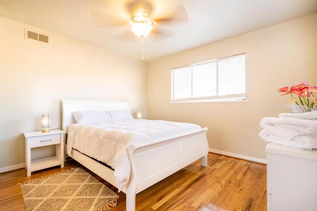 Villa 5 Beds, 2 Full Baths, W/Gazebo, W/Fenced Backyard Yuba City Exterior foto